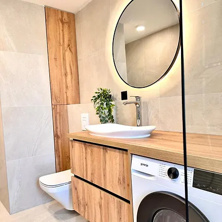 Apartamento Modern 2 Bedroom In Centre, Free Parking